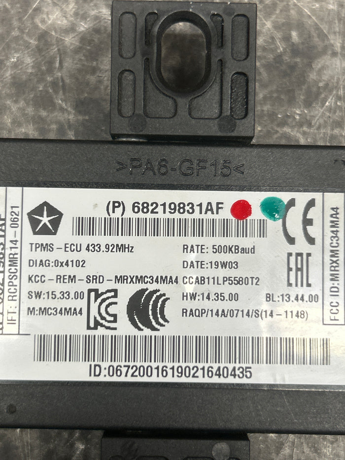 14-21 Jeep Dodge Challenger Chrysler 300 OEM Tire Pressure Module 68219831AF