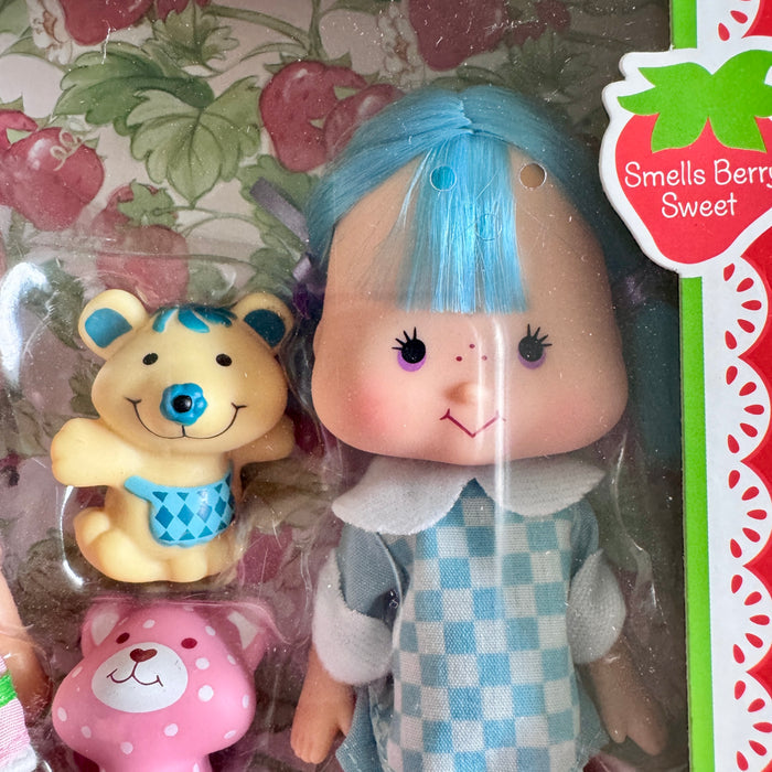Collectible Strawberry Shortcake Classic Doll Set with Blueberry Muffin and Pets - 2016 by Bridge Direct